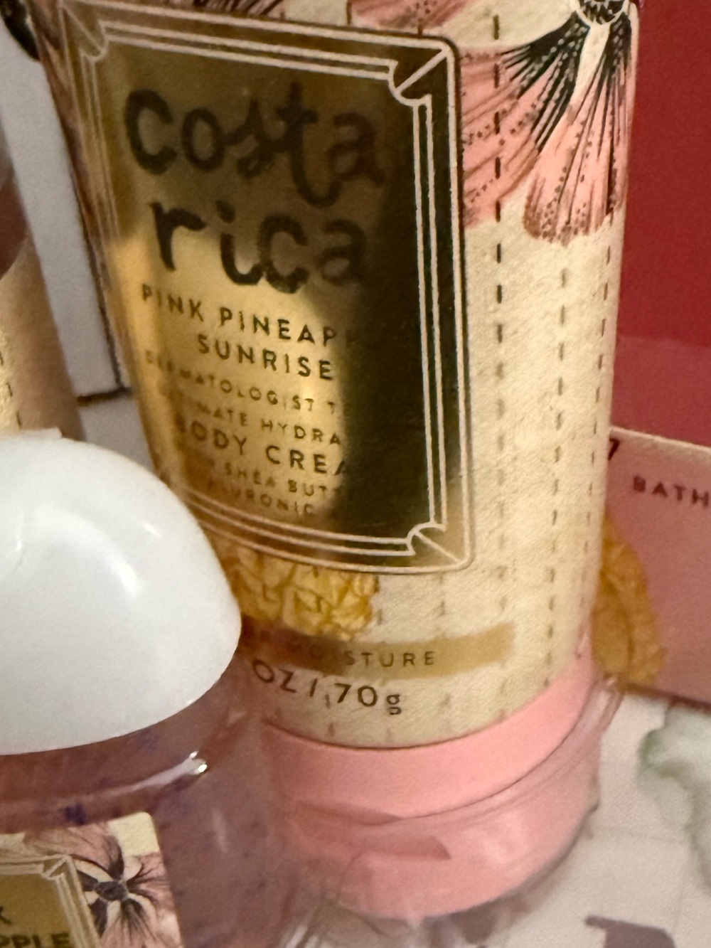 Costa Rica Pink Pineapple Sunrise Gift Set - Picture 7 of 9